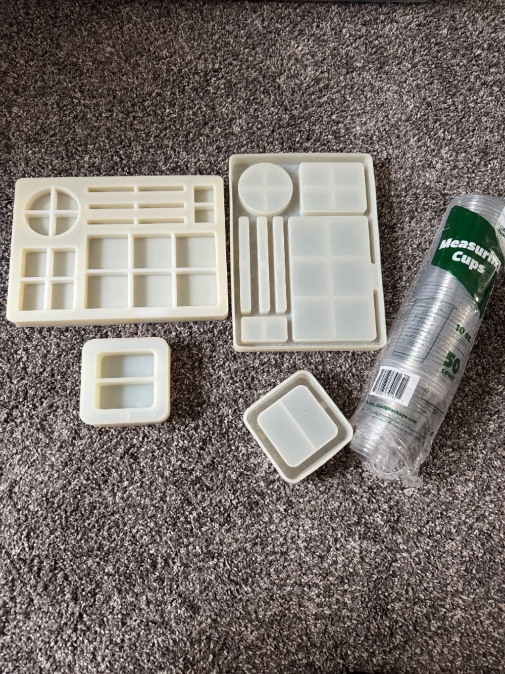 Silicone Resin Molds & Measuring Cups